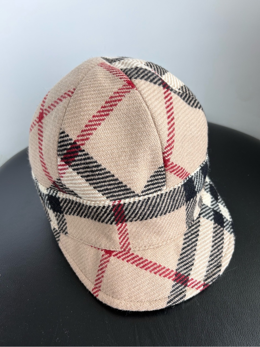 Burberry Cashmere & Wool Hat/Cap sz M